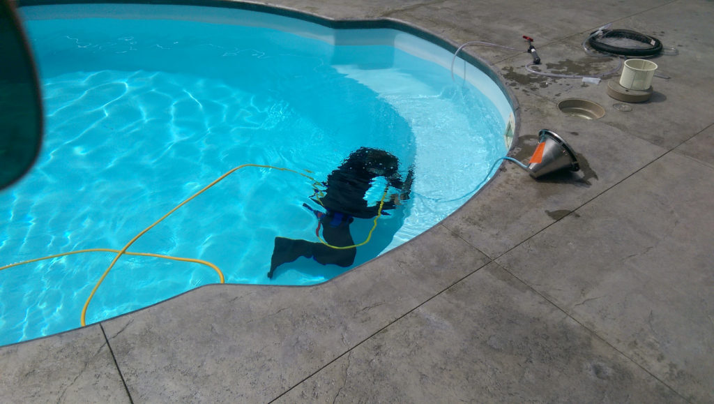 How to Tell if Your Swimming Pool is Leaking